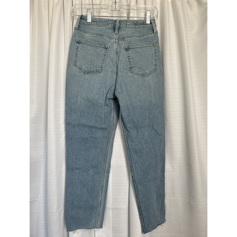 Hollister Ultra High-Rise Mom Jean Womens Sz 1S Short Light Wash Denim Doodle - Picture 3 of 8